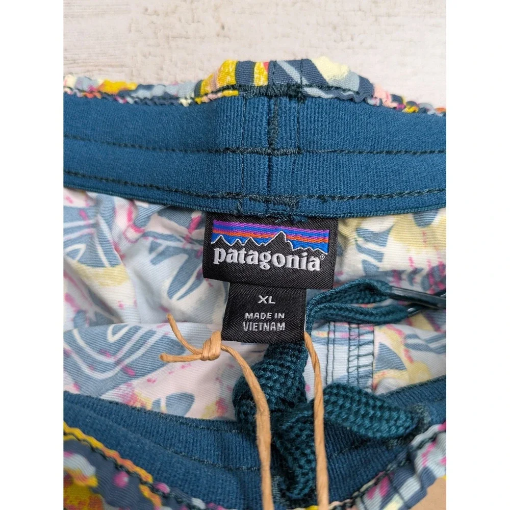 Patagonia Women's Baggies‎ 5